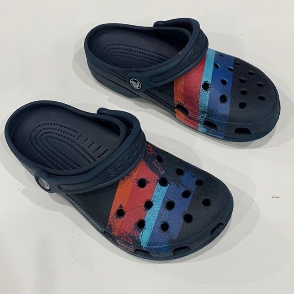 Crocs Clogs Navy Blue Size 7 women’s